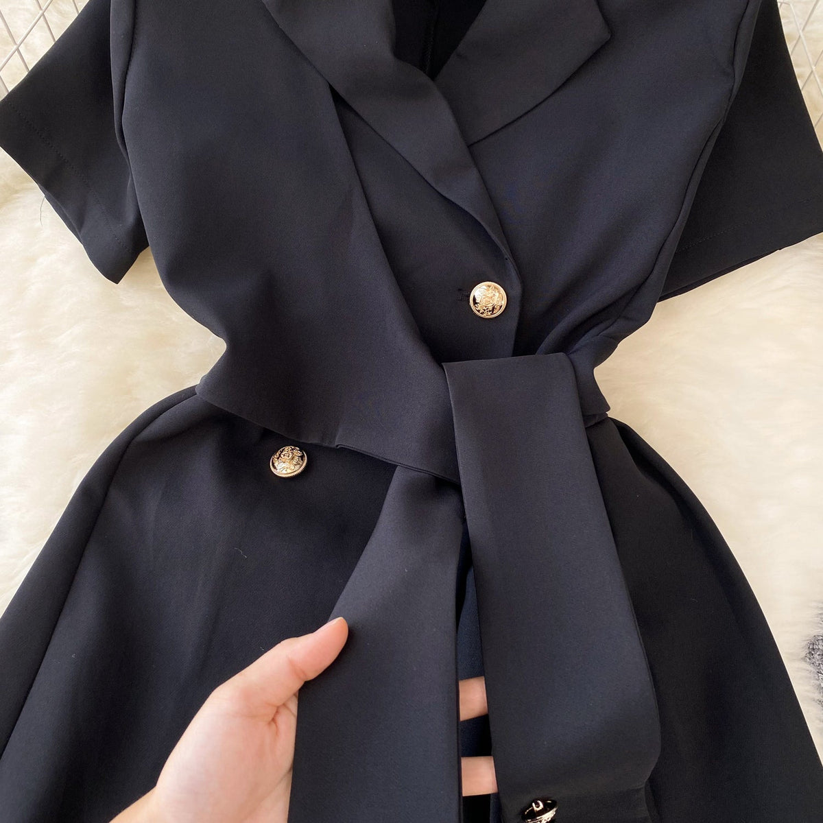 Vintage Lapeled Lace-up Black Dress