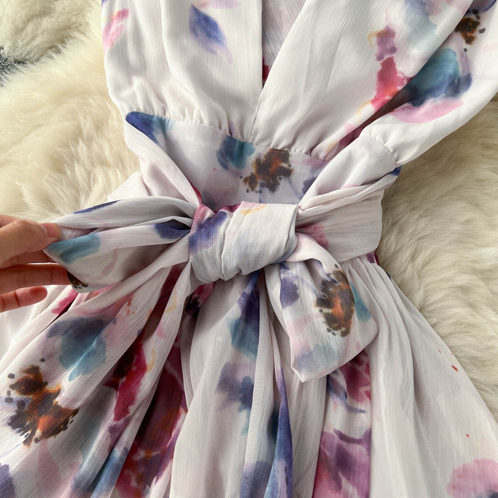 V-neck Sleeveless Floral Pleated Dress