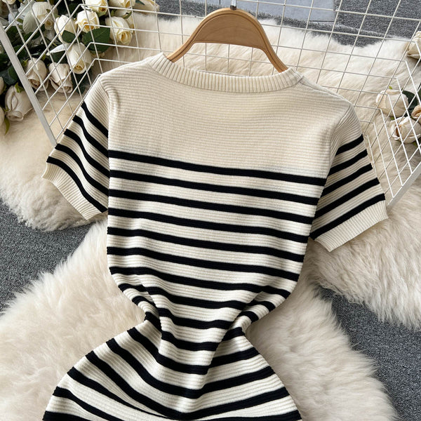 Color Blocking Striped Knitted Dress