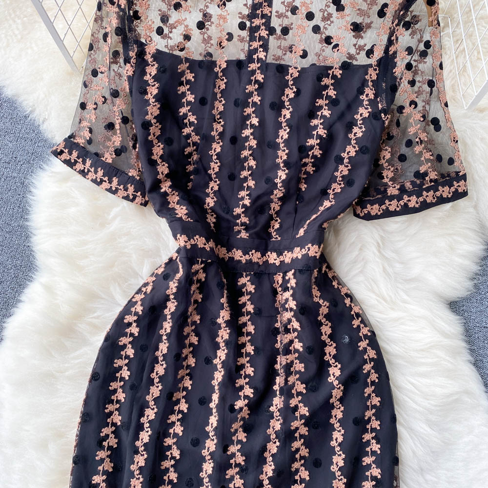 Elegant Mesh Embroidered Fishtail Dress
