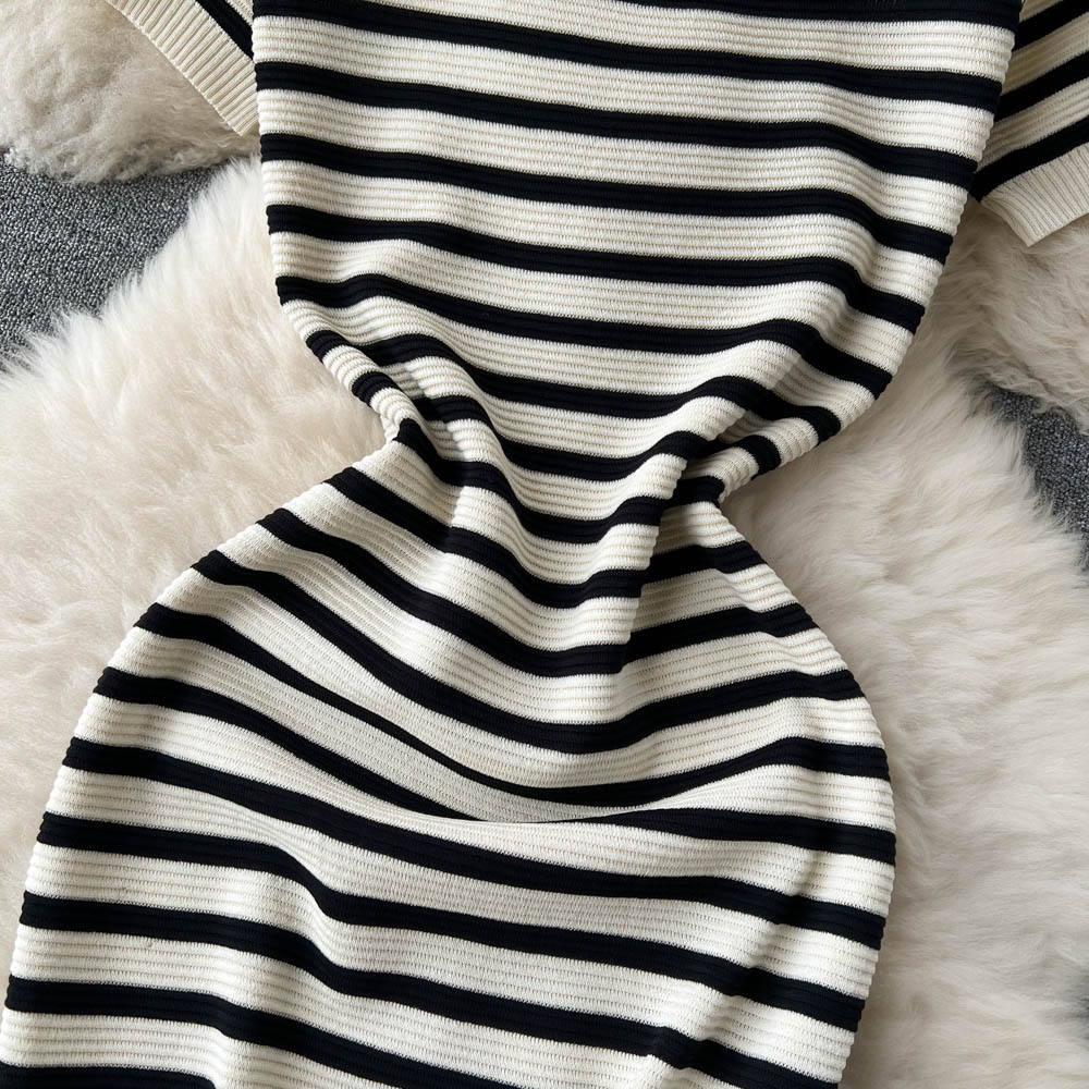 Color Blocking Striped Knitted Dress