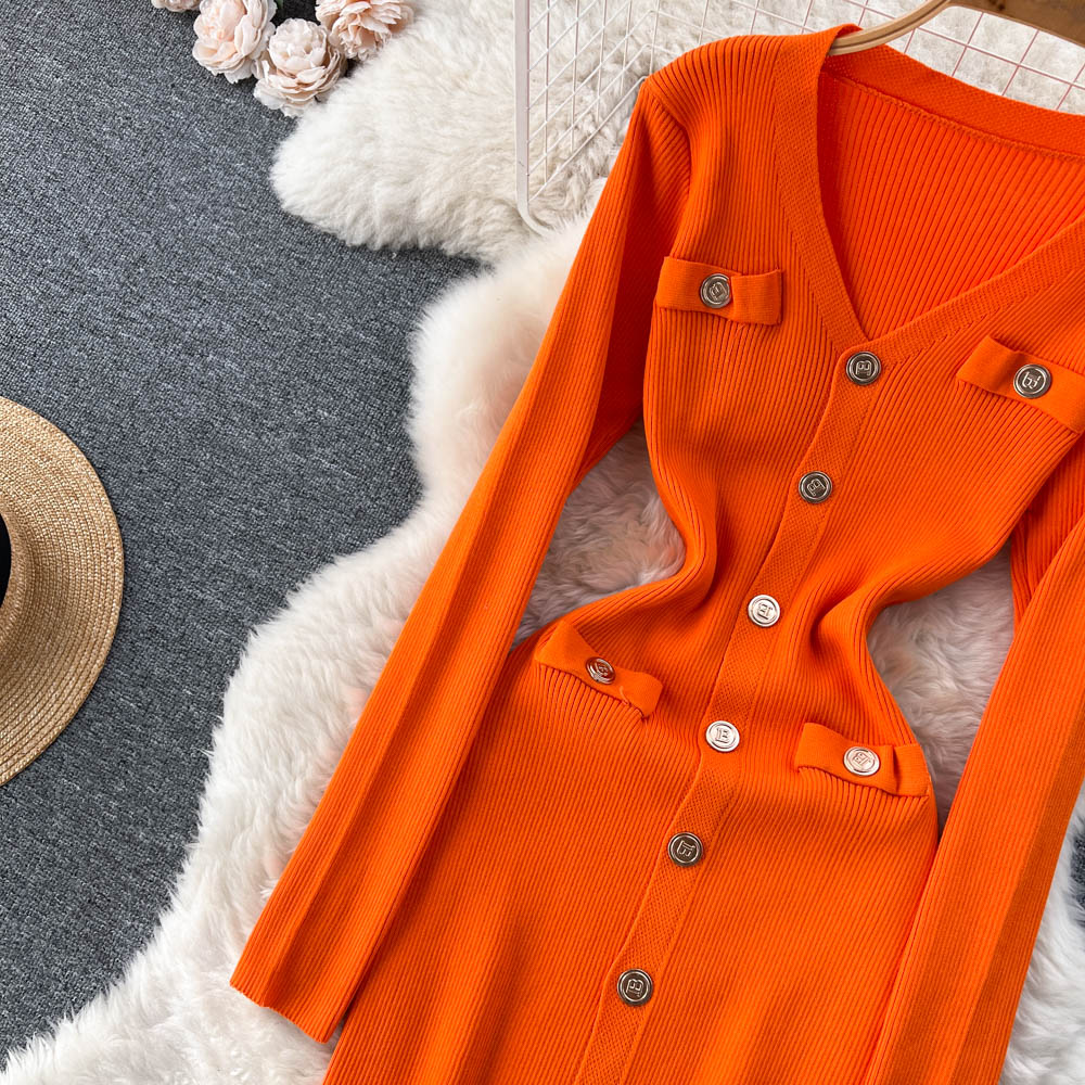 Single Breasted V-neck Knitted Dress