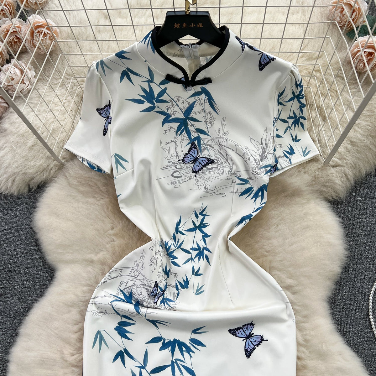 Chinese Style Floral Split Cheongsam