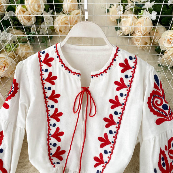 Embroidered Floral Round-neck Pleated Dress