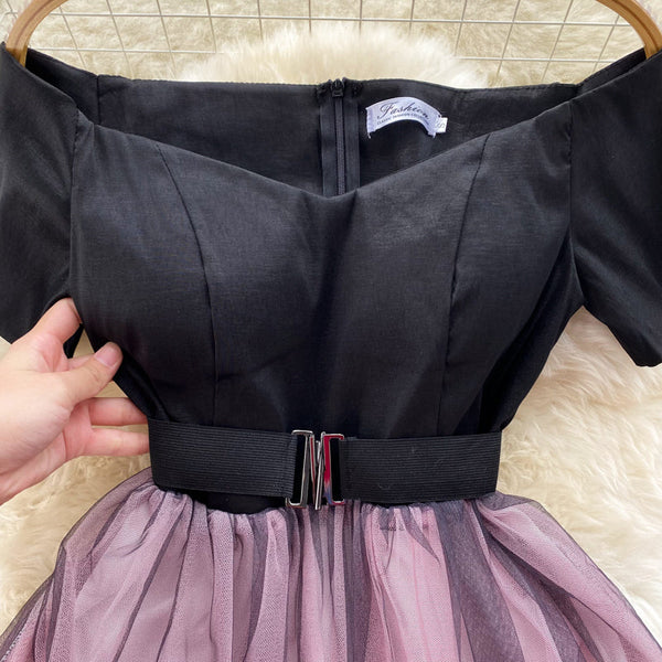 Niche Color Blocking Off-shoulder Dress