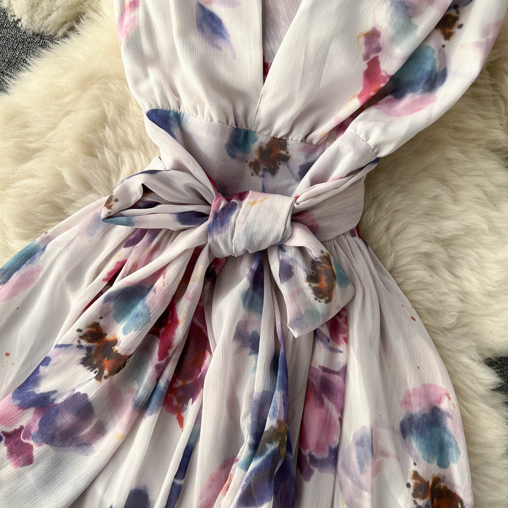 V-neck Sleeveless Floral Pleated Dress