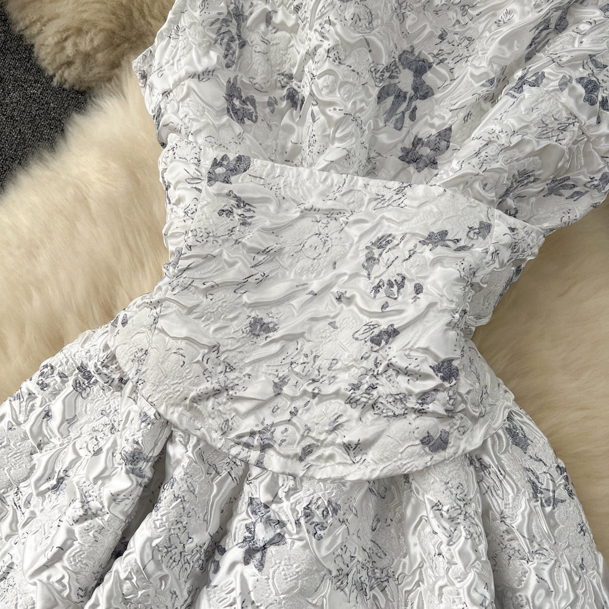 Courtly Jacquard Lace-up Girdling Dress