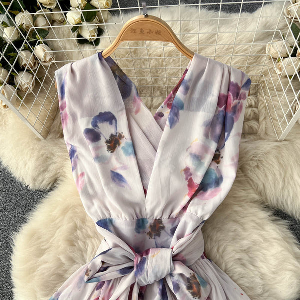 V-neck Sleeveless Floral Pleated Dress