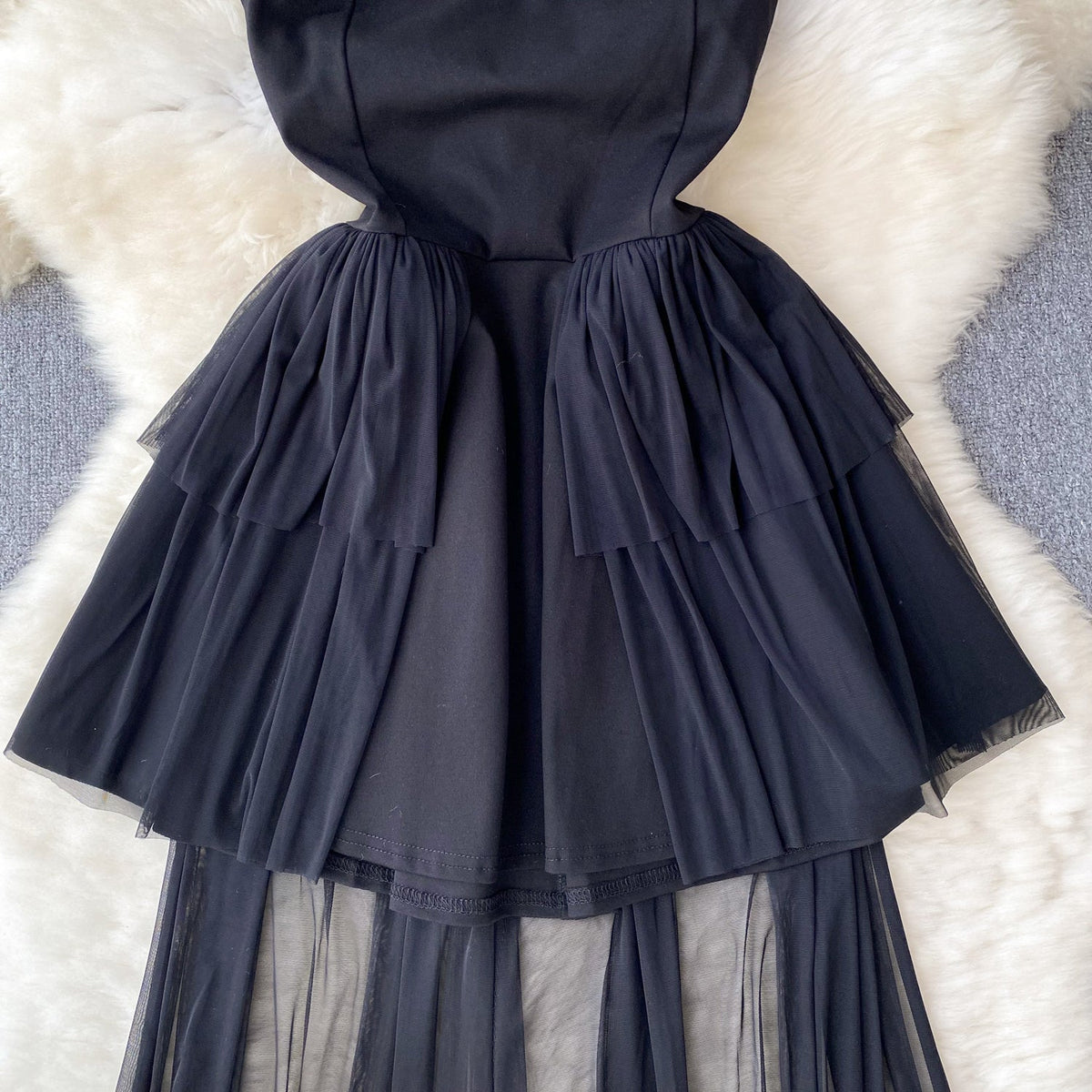 Vintage Off-shoulder Puffy Mesh Black Dress