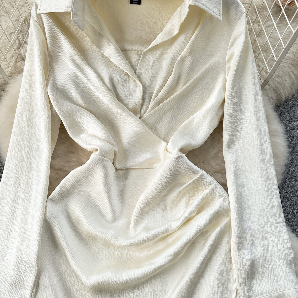 Elegant Lapeled Pleated Shirt Dress