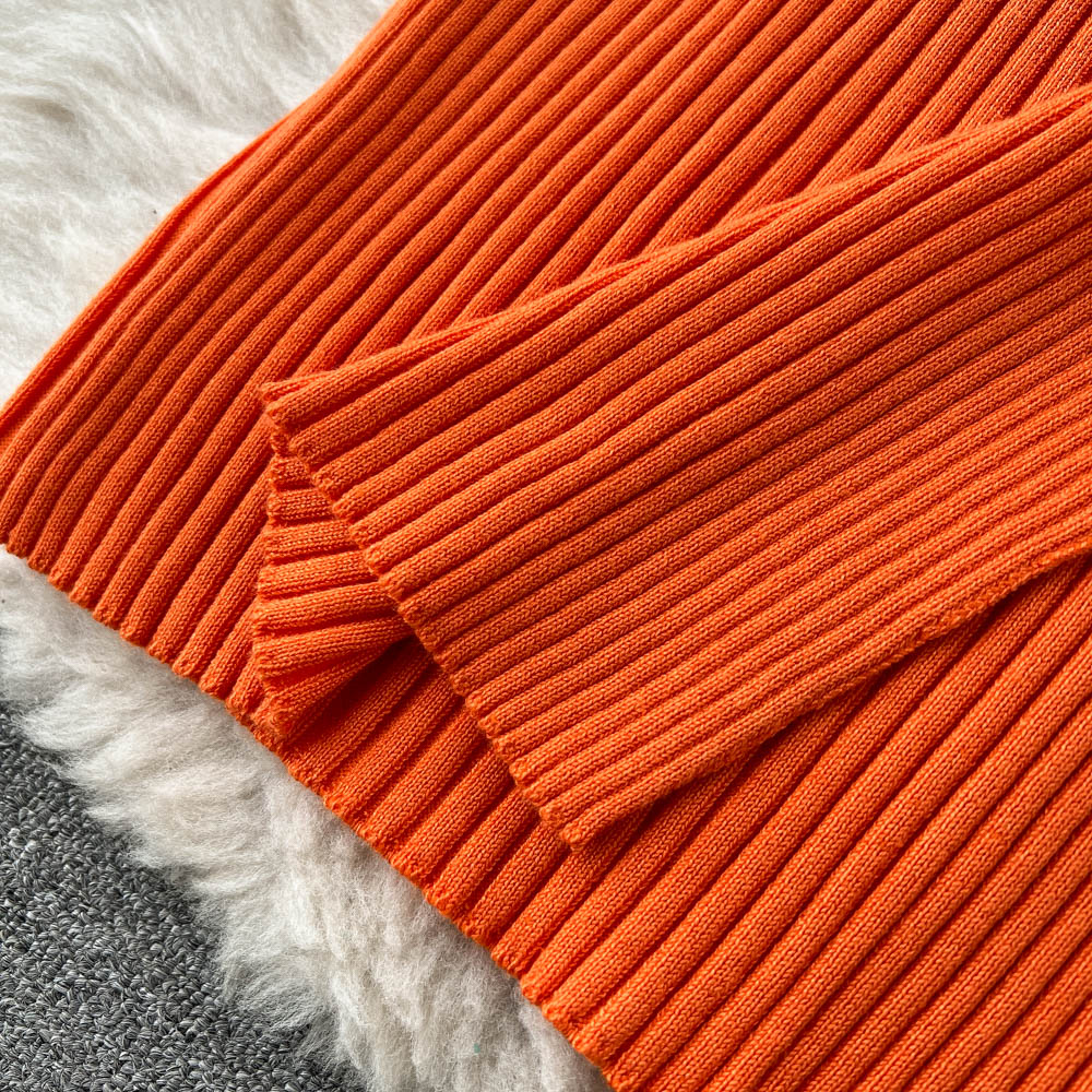 Solid Color Slim-fit Knitted Dress