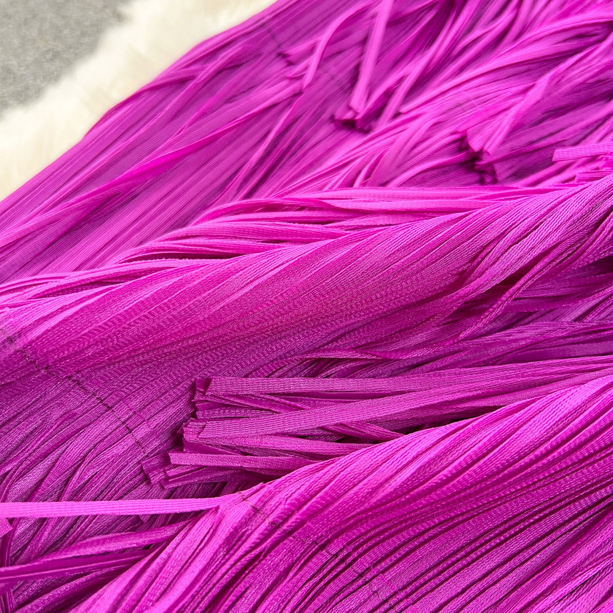 Delicate V-neck Fringed Pleat Dress