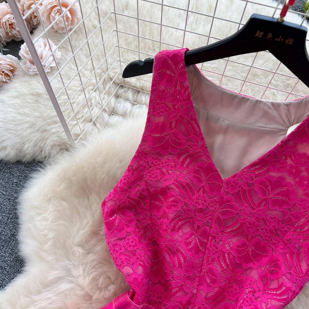V-neck Mesh Patchwork Puffy Dress
