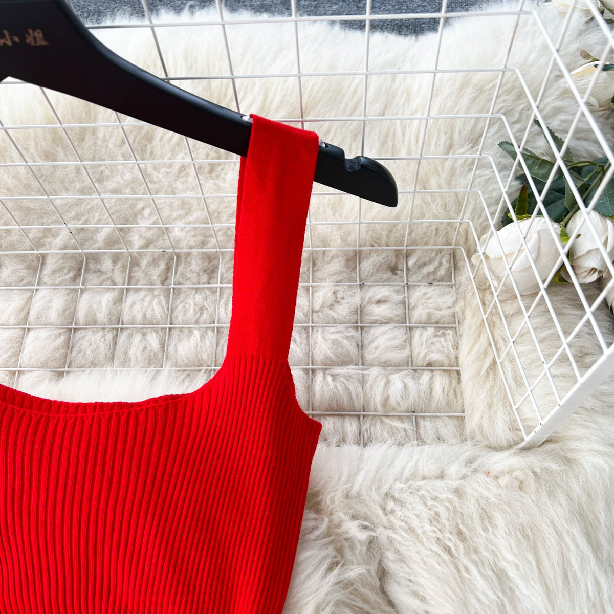 Solid Color Slim-fitting Knitted Dress