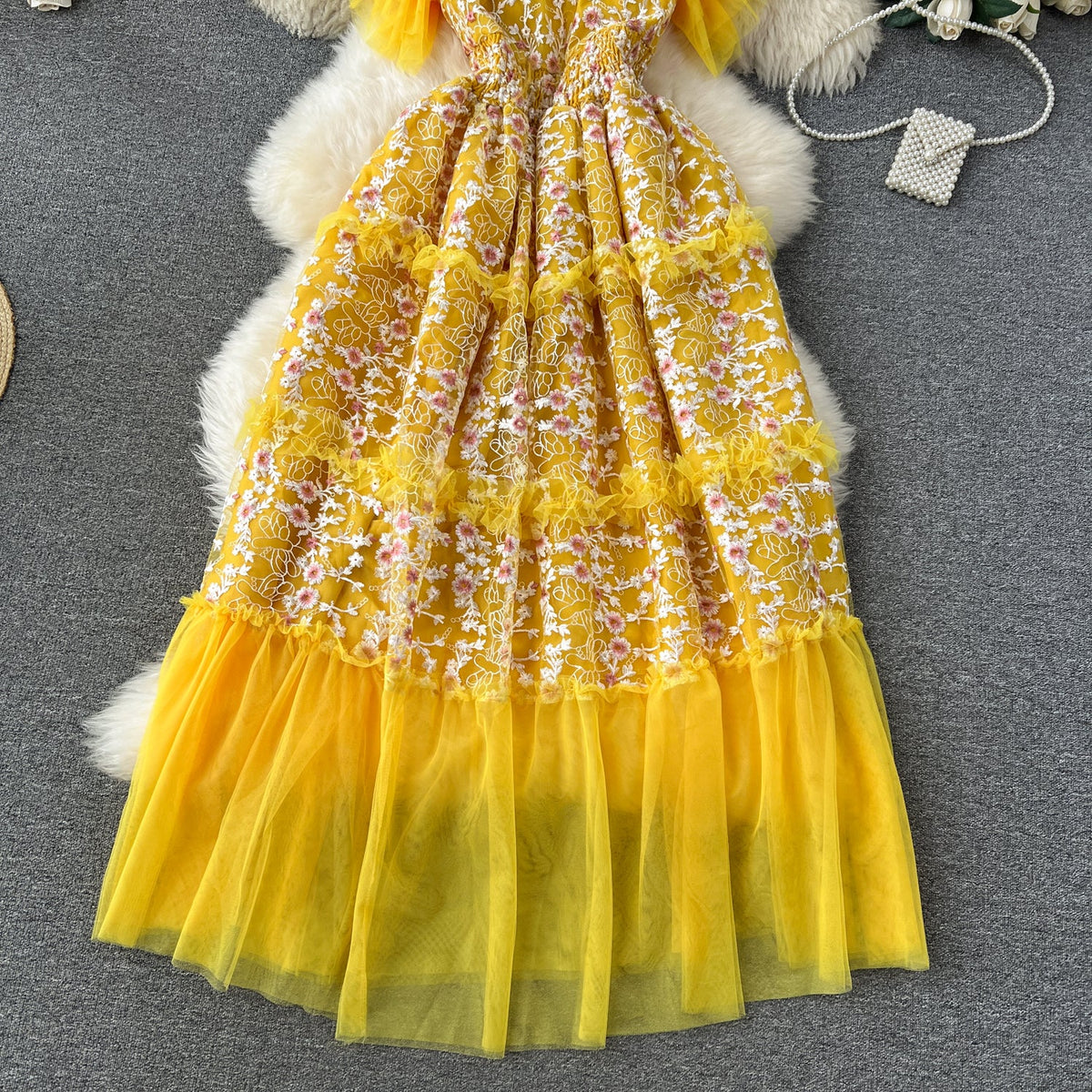 Lace Patchwork Mesh Floral Puffy Dress