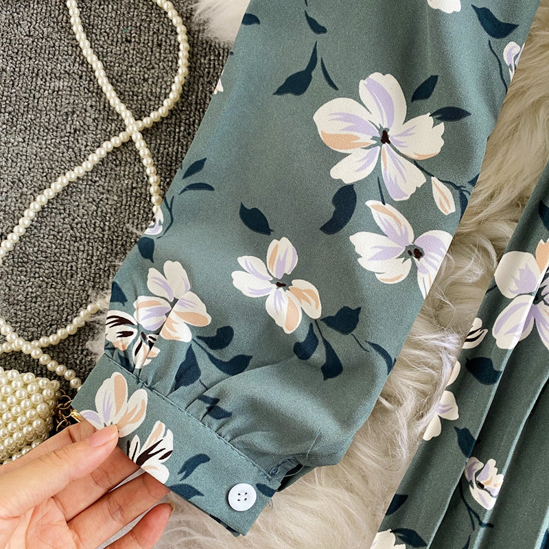 Floral Lace Patchwork Pleated Dress