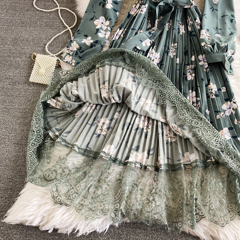 Floral Lace Patchwork Pleated Dress