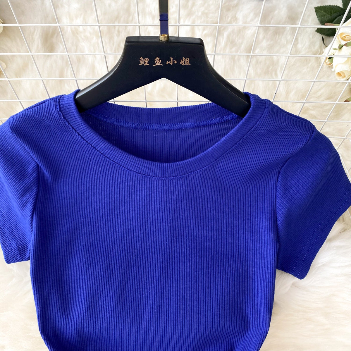 Solid Color Waist-slimming Pleated Dress