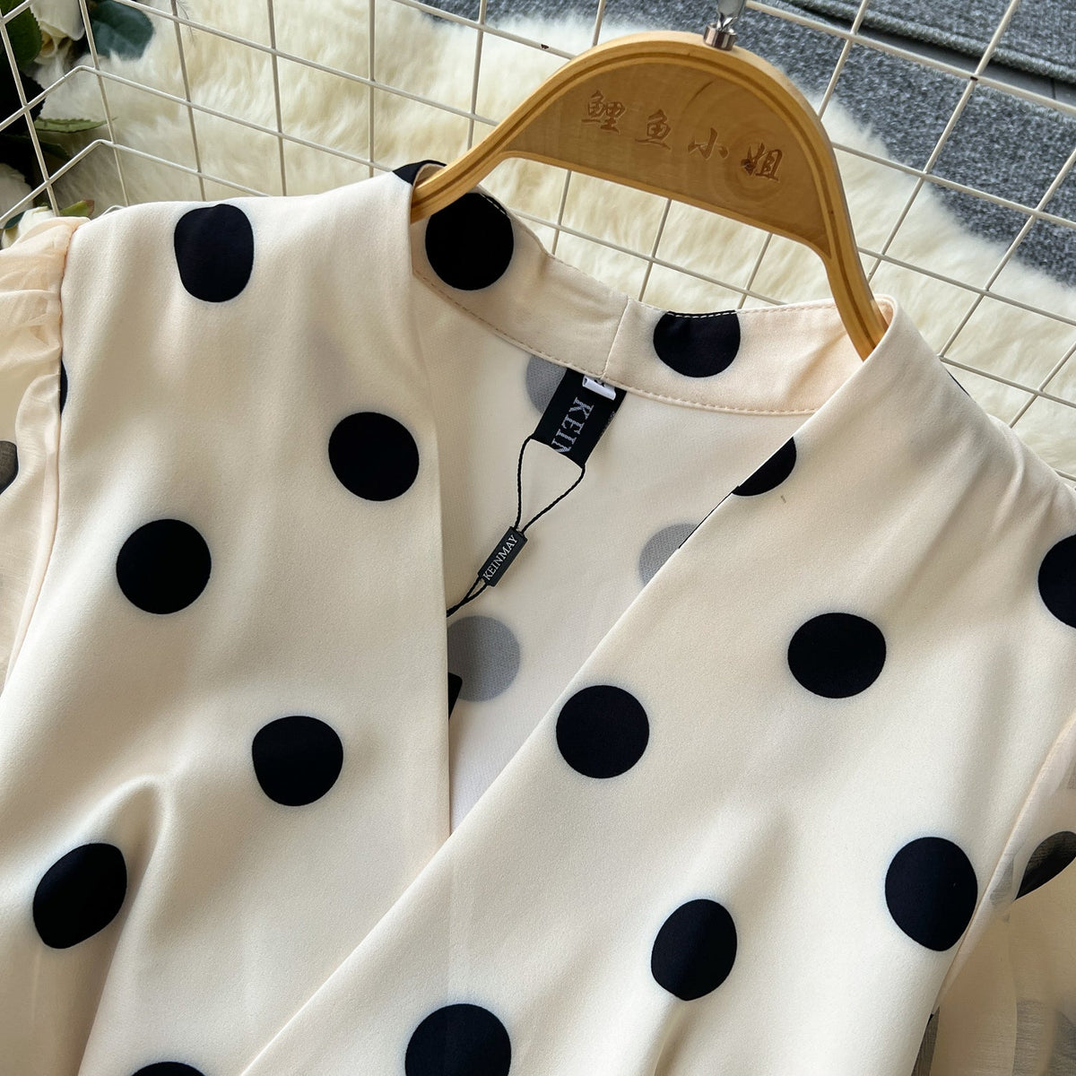 V-neck Polka Dot Puffy Dress