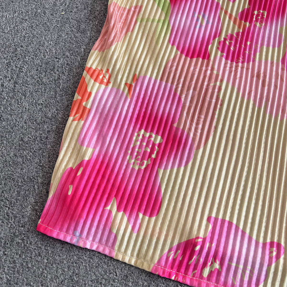 Off-shoulder Floral Print Pleated Dress