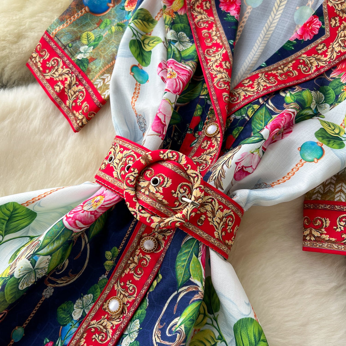 Courtly Floral Single-breasted Dress