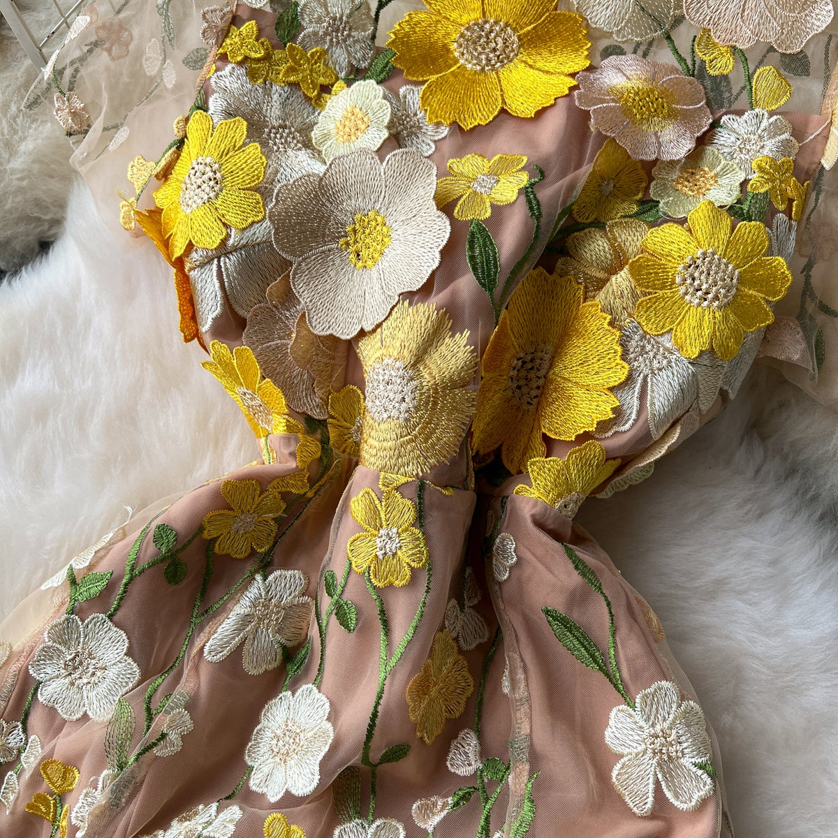 Niche 3d Flower Embroidered Dress