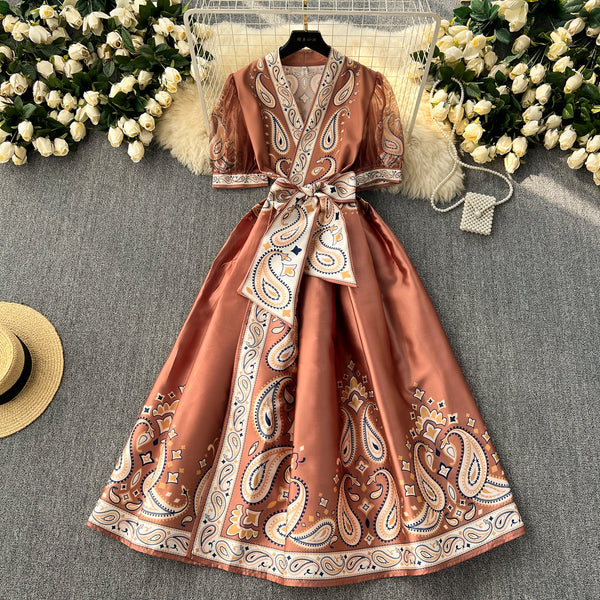 Courtly Floral Printed One-piece Dress