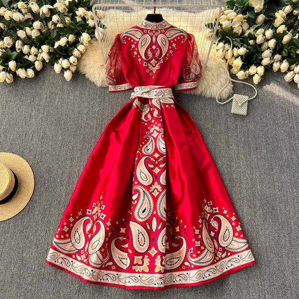 Courtly Floral Printed One-piece Dress