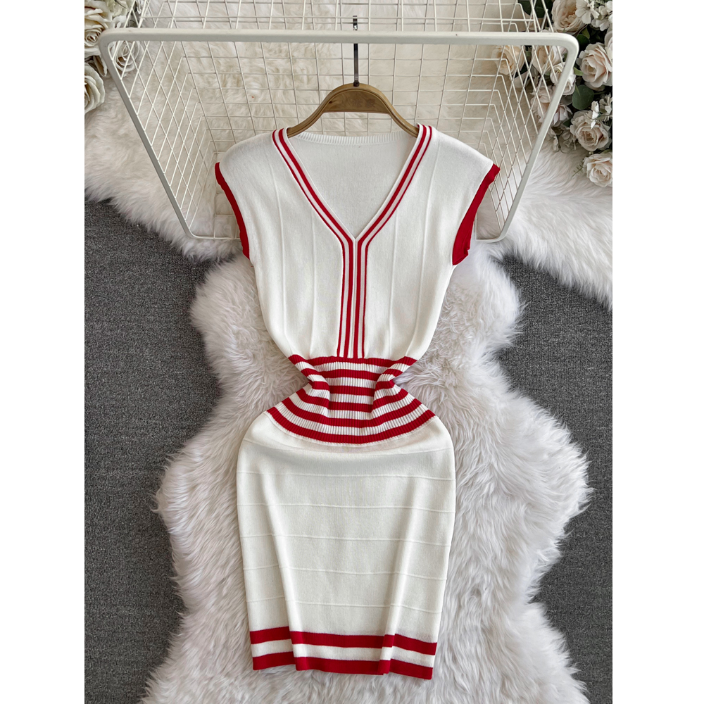 V-neck Sleeveless Knitted Bottoming Dress