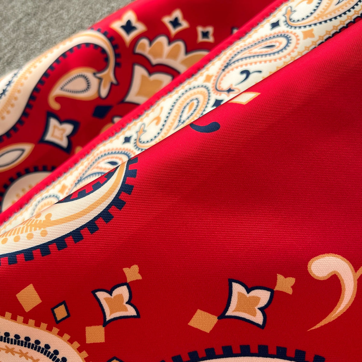 Courtly Floral Printed One-piece Dress