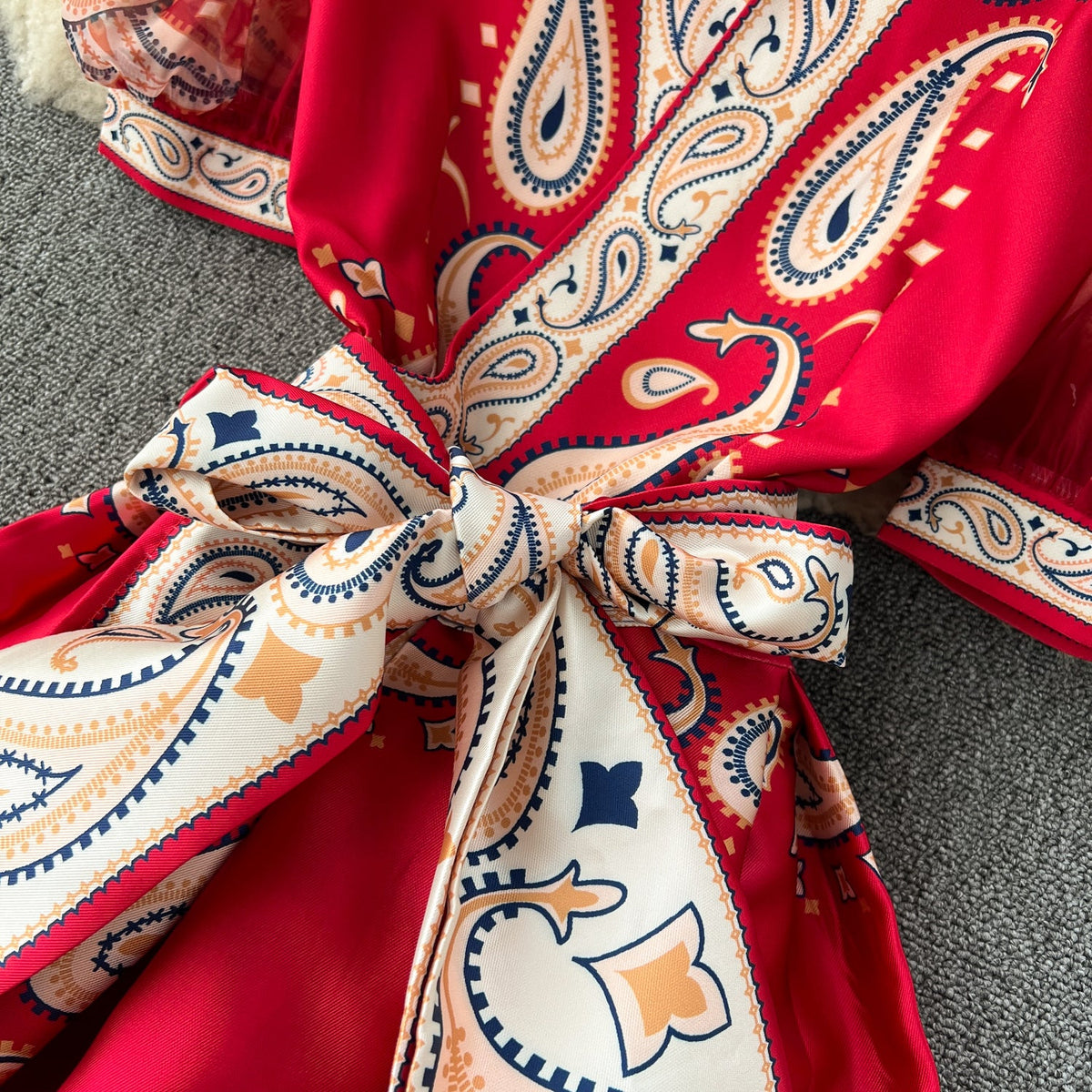 Courtly Floral Printed One-piece Dress