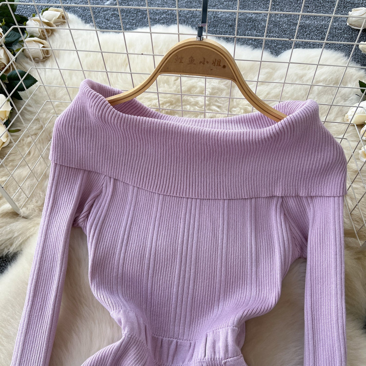 Niche Lapeled Waist-slimming Knitted Dress