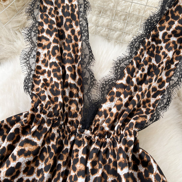 Leopard Printed V-neck Patchwork Dress