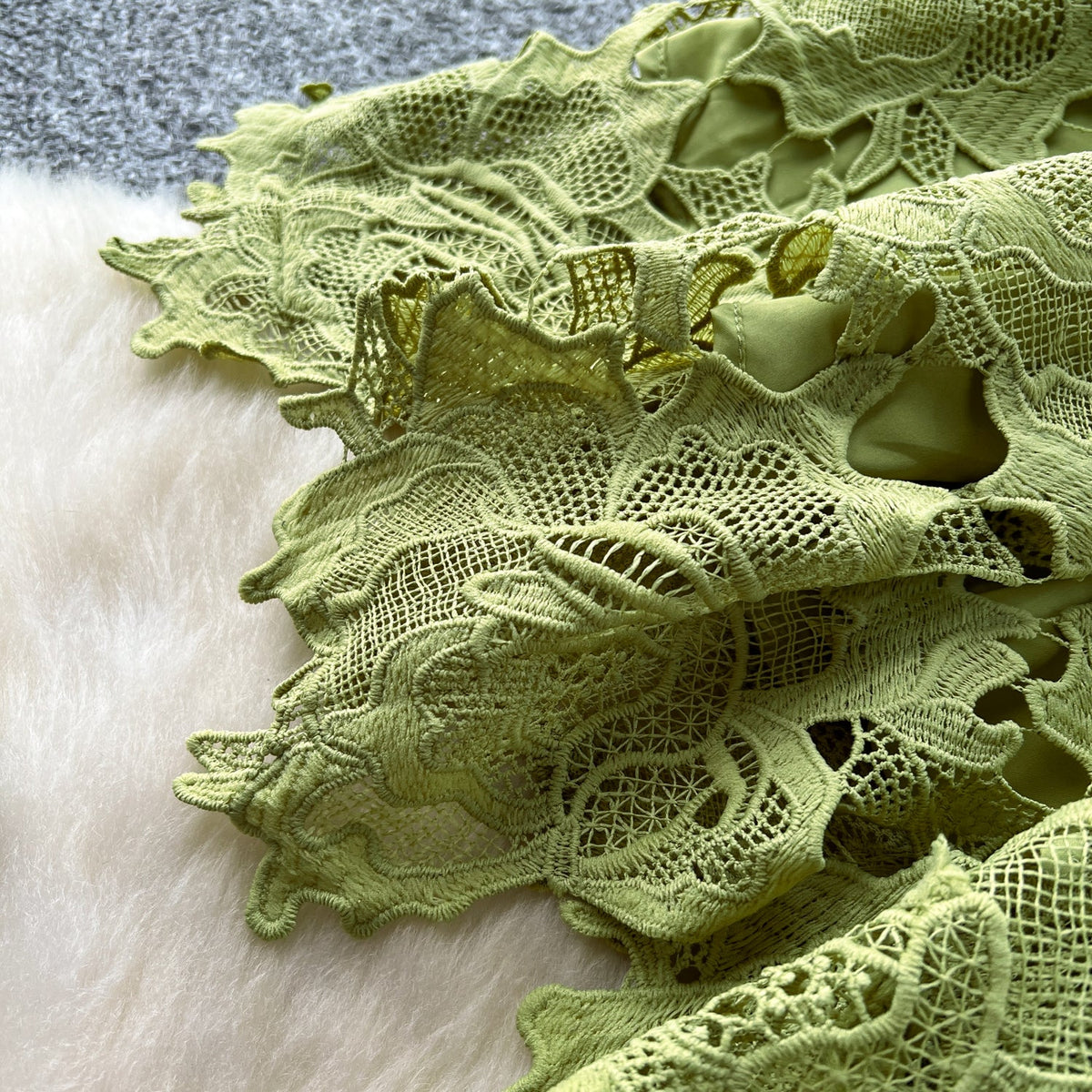 Vintage Hollowed Embroidery Lace Dress