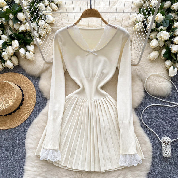Lace Trim Patchwork Pleated Dress