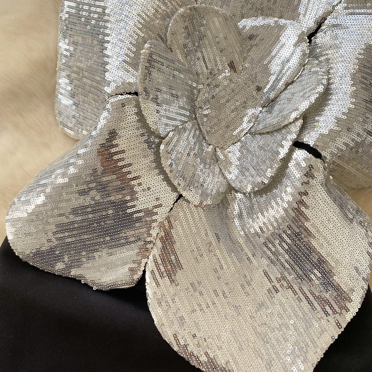 3D Sequined Flower Off-shoulder Dress