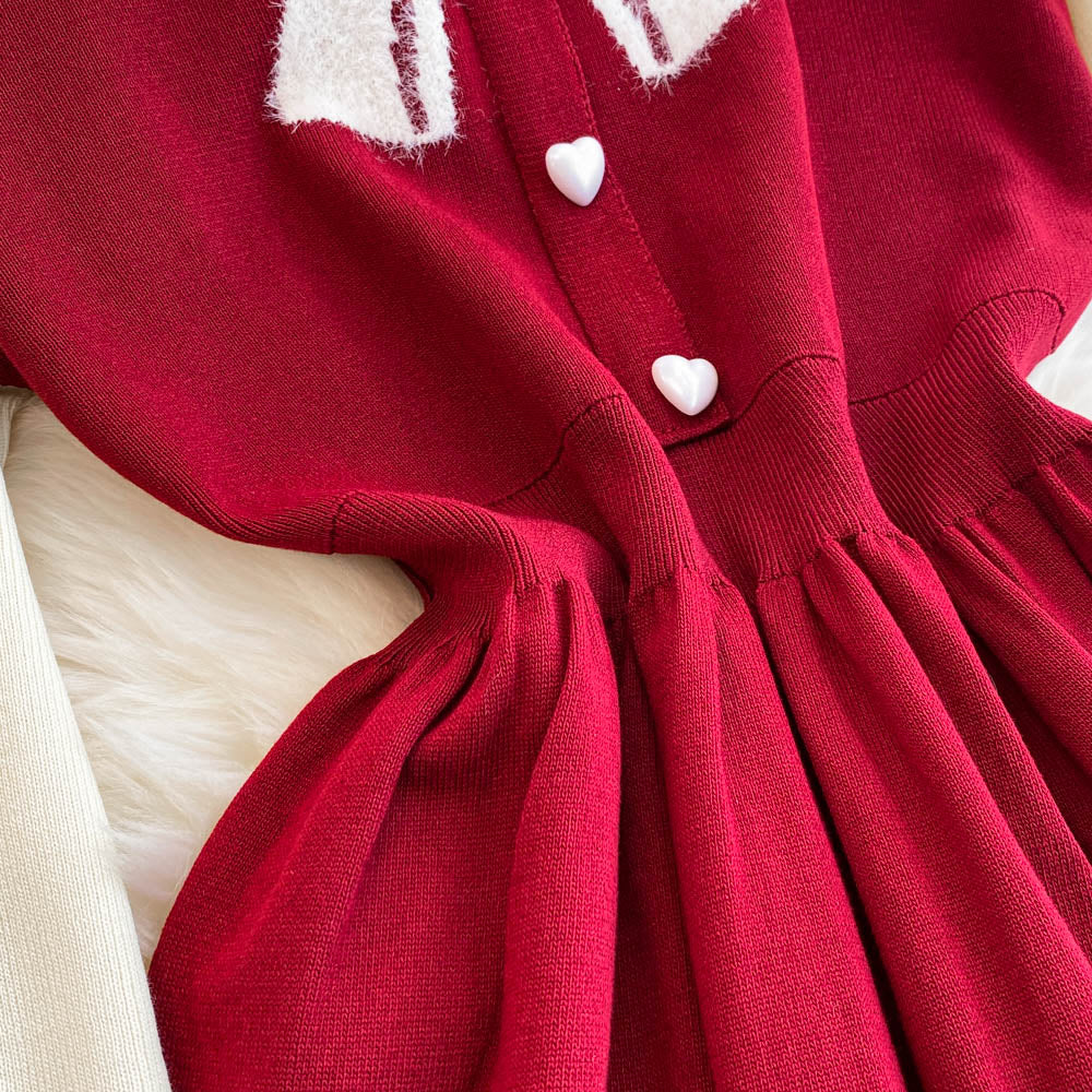 Bow Embroidered Pleated Knitted Dress