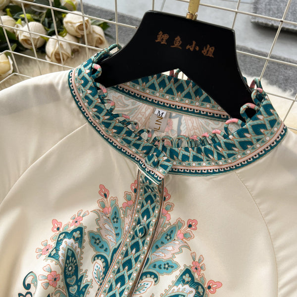 Vintage Flared Sleeve Floral Dress