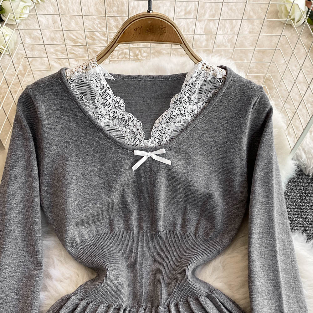 Lace Trim Pleated Knitted Dress