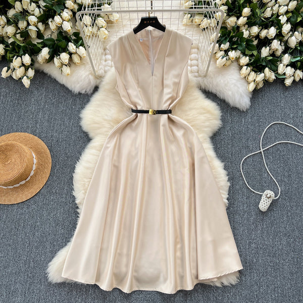 V-neck Sleeveless OL Dress
