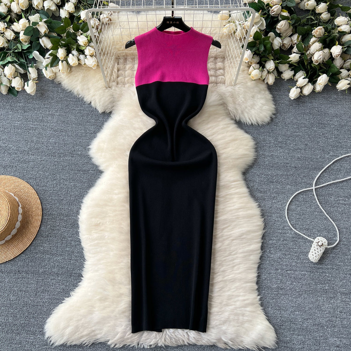 Color Blocking Black Knitted Dress