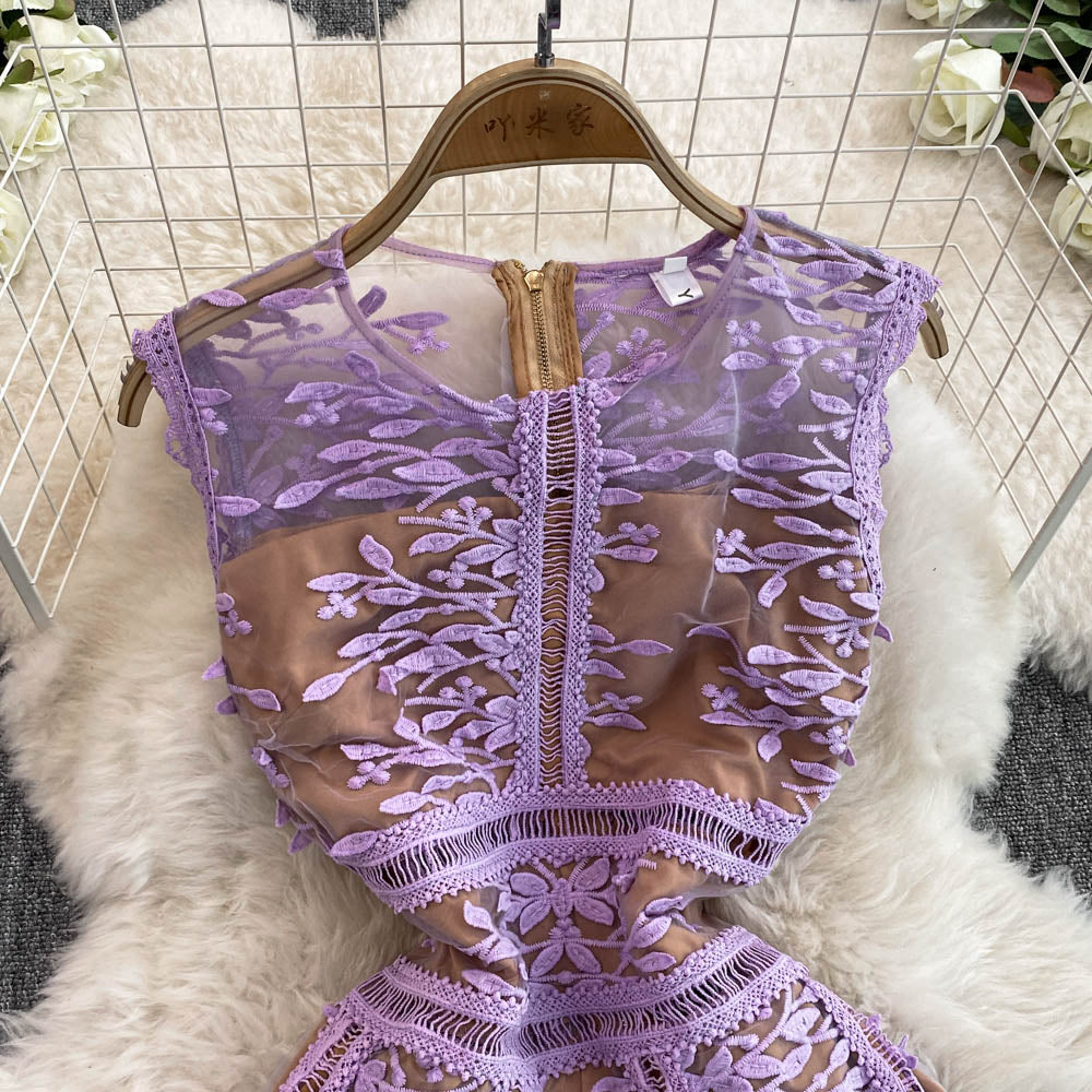 Sleeveless Floral Embroidered Lace Dress