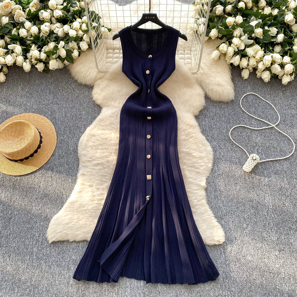 Round Collar Sleeveless Knitted Dress