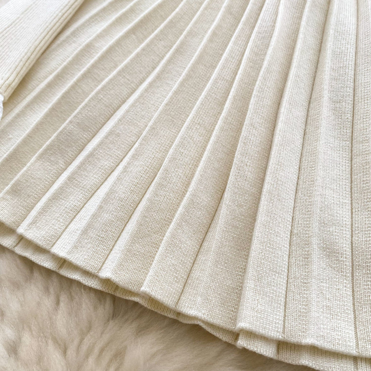 Lace Trim Patchwork Pleated Dress