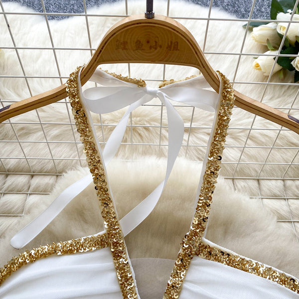 Deep V-neck Sequined Pleated Dress