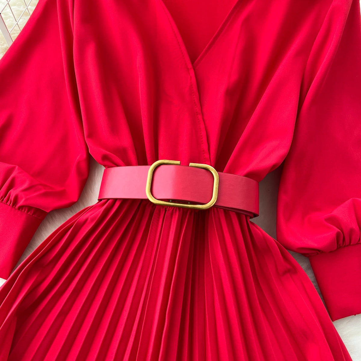 Lapeled Pleat Shirt Dress with Belt