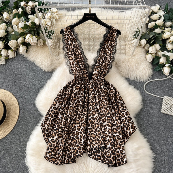 Leopard Printed V-neck Patchwork Dress