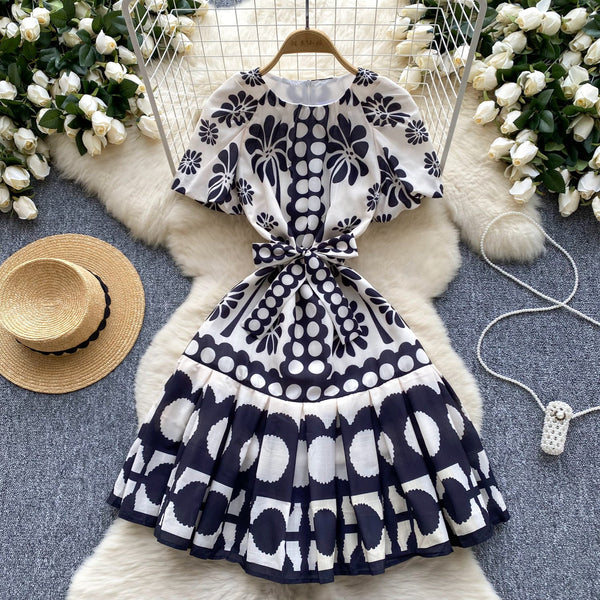 Delicate Puffy Sleeve Printed Dress