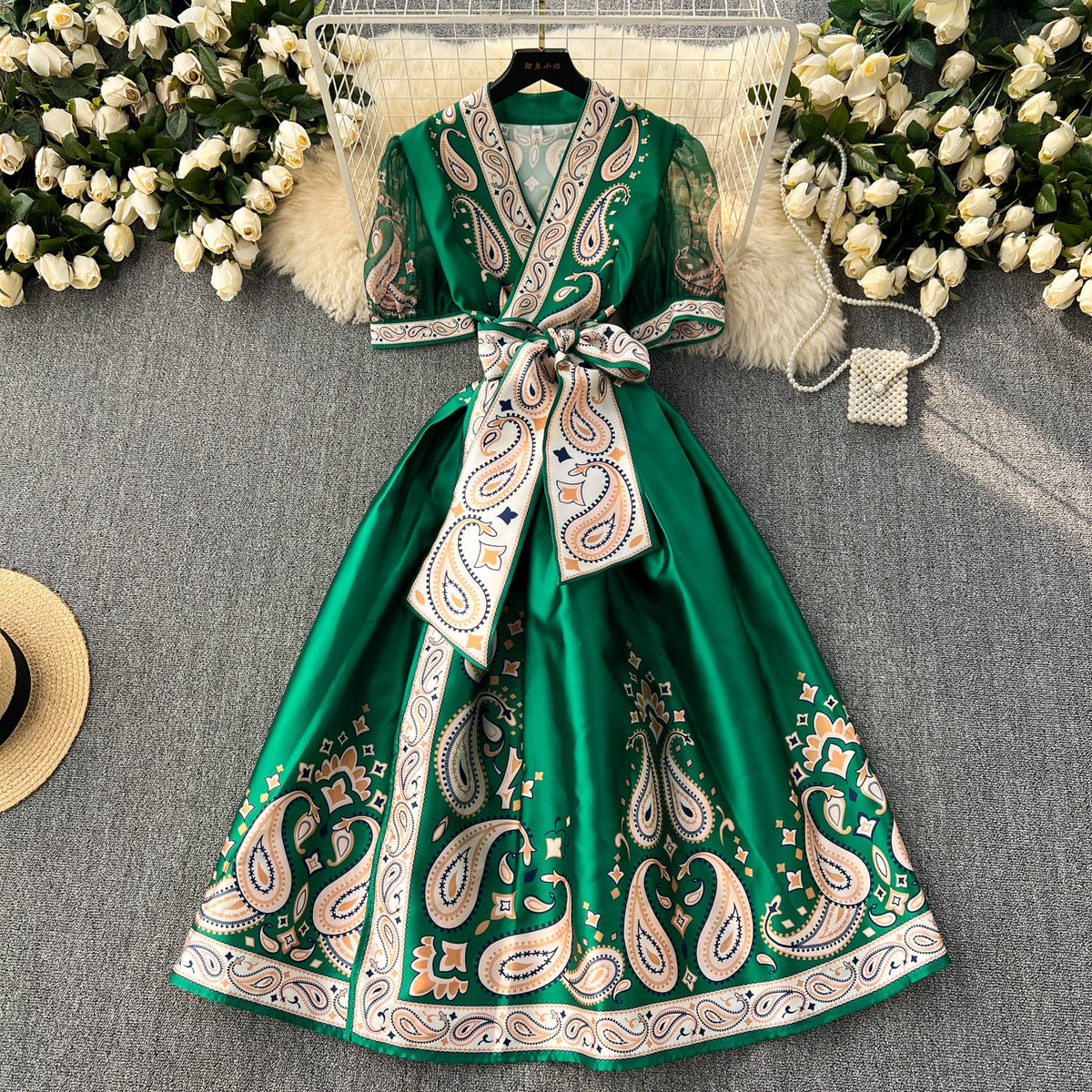 Courtly Floral Printed One-piece Dress