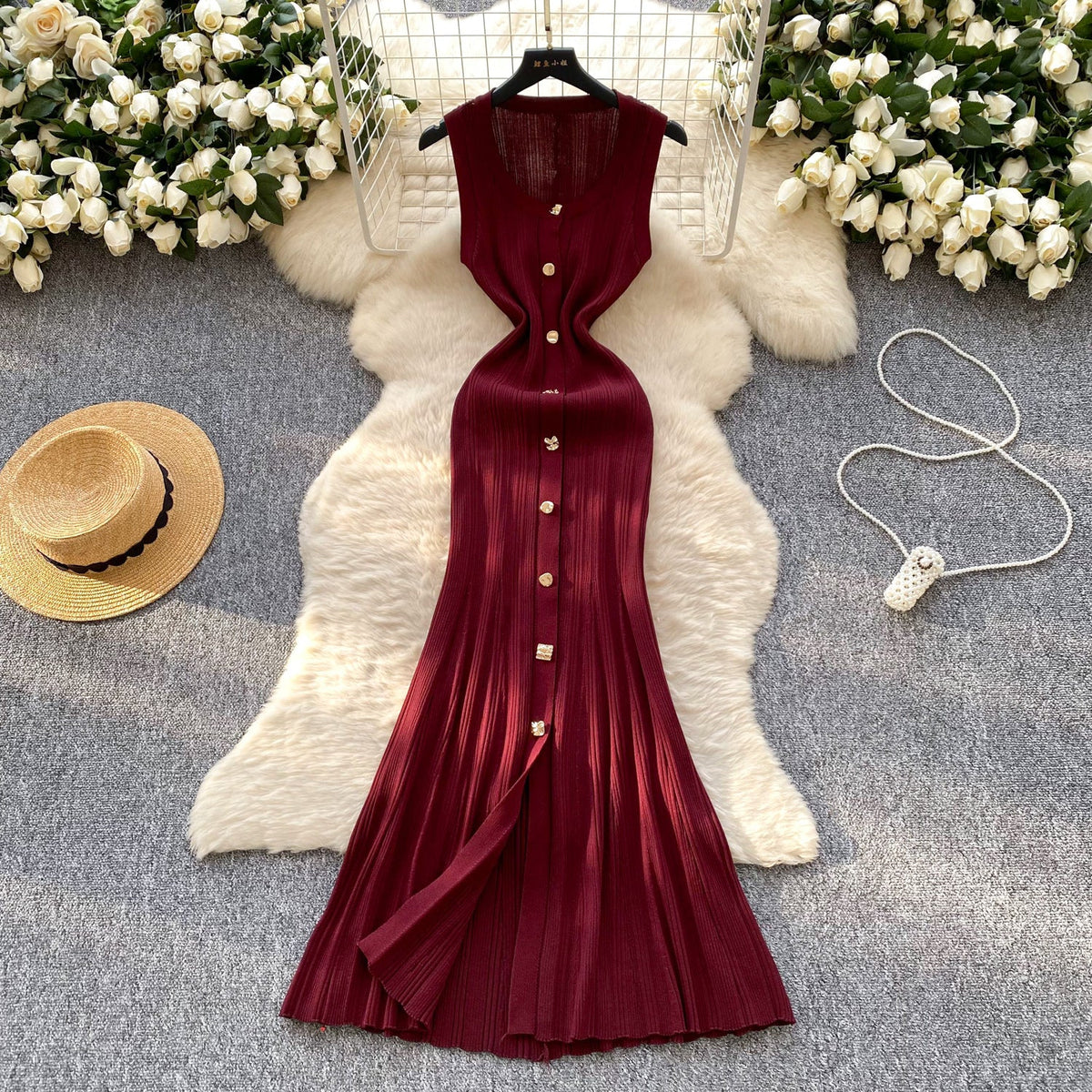 Round Collar Sleeveless Knitted Dress